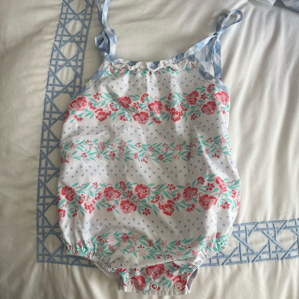 Beaufort Bonnet bubble